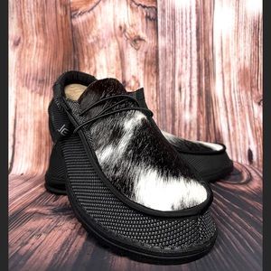 Mens cowhide heydudes